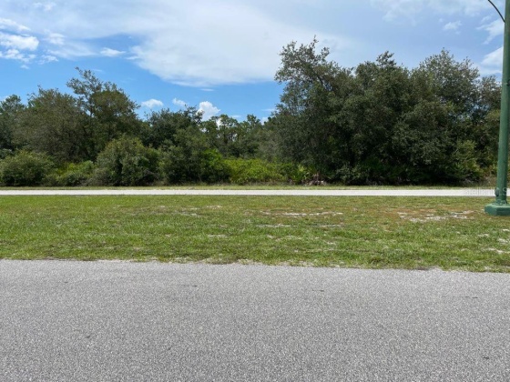 610 PARK AVENUE, INDIAN LAKE ESTATES, Florida 33855, ,Land,For Sale,PARK,O5965864
