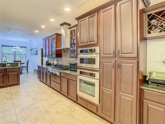 6500 US HIGHWAY 17 92, DAVENPORT, Florida 33896, 3 Bedrooms Bedrooms, ,2 BathroomsBathrooms,Residential,For Sale,US HIGHWAY 17 92,O5971277