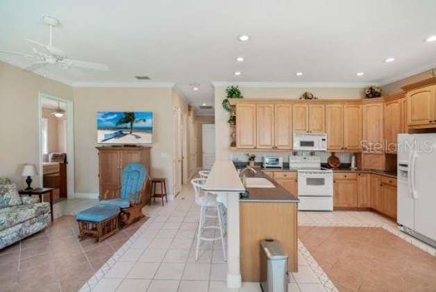 10203 JIM EDWARDS ROAD, HAINES CITY, Florida 33844, 7 Bedrooms Bedrooms, ,8 BathroomsBathrooms,Residential,For Sale,JIM EDWARDS,P4917457