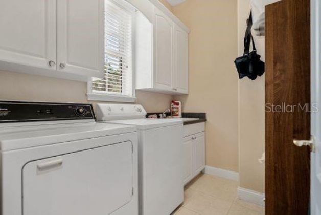 10203 JIM EDWARDS ROAD, HAINES CITY, Florida 33844, 7 Bedrooms Bedrooms, ,8 BathroomsBathrooms,Residential,For Sale,JIM EDWARDS,P4917457
