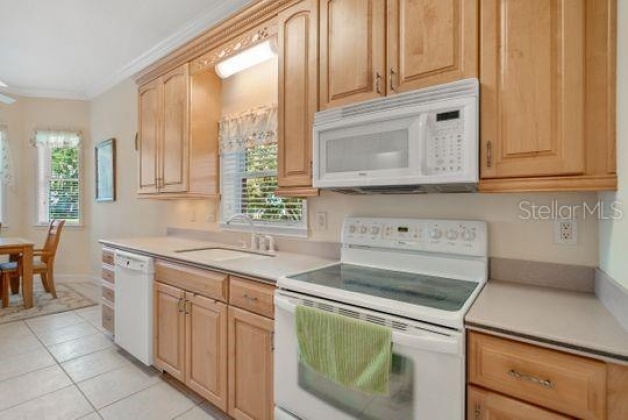 10203 JIM EDWARDS ROAD, HAINES CITY, Florida 33844, 7 Bedrooms Bedrooms, ,8 BathroomsBathrooms,Residential,For Sale,JIM EDWARDS,P4917457