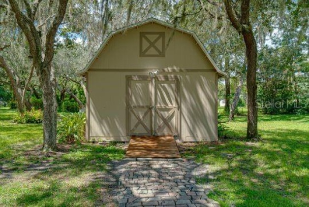 10203 JIM EDWARDS ROAD, HAINES CITY, Florida 33844, 7 Bedrooms Bedrooms, ,8 BathroomsBathrooms,Residential,For Sale,JIM EDWARDS,P4917457