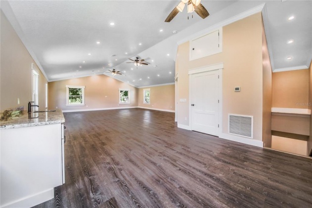 151 LAKEVIEW BOULEVARD, LAKE ALFRED, Florida 33850, 3 Bedrooms Bedrooms, ,3 BathroomsBathrooms,Residential,For Sale,LAKEVIEW,P4917458