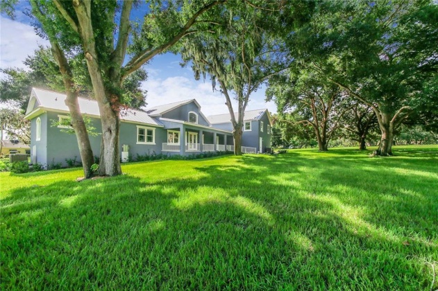 151 LAKEVIEW BOULEVARD, LAKE ALFRED, Florida 33850, 3 Bedrooms Bedrooms, ,3 BathroomsBathrooms,Residential,For Sale,LAKEVIEW,P4917458