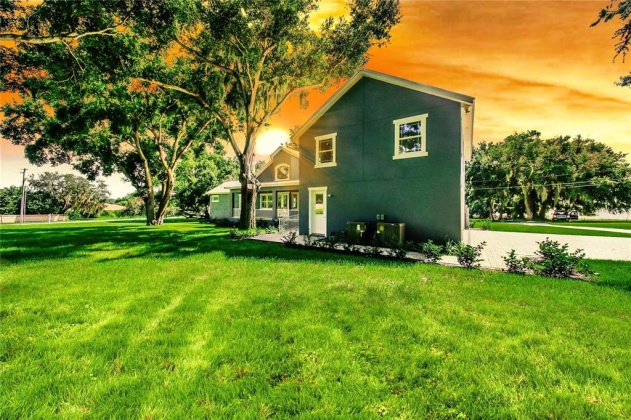 151 LAKEVIEW BOULEVARD, LAKE ALFRED, Florida 33850, 3 Bedrooms Bedrooms, ,3 BathroomsBathrooms,Residential,For Sale,LAKEVIEW,P4917458