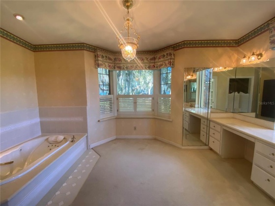 2750 N LAKE REEDY BLVD, FROSTPROOF, Florida 33843, 5 Bedrooms Bedrooms, ,7 BathroomsBathrooms,Residential,For Sale,N LAKE REEDY BLVD,K4901529