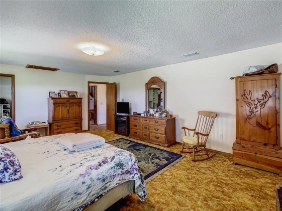 625 HICKORY HAMMOCK ROAD, LAKE WALES, Florida 33859, 3 Bedrooms Bedrooms, ,2 BathroomsBathrooms,Residential,For Sale,HICKORY HAMMOCK,P4917593