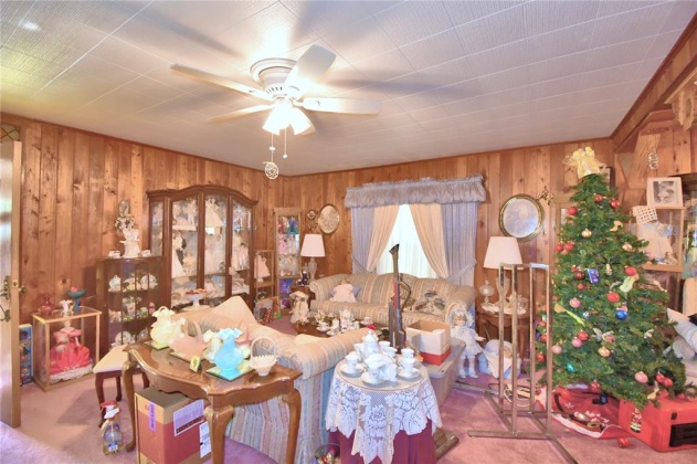 6121 COUNTY ROAD 547, DAVENPORT, Florida 33837, 3 Bedrooms Bedrooms, ,1 BathroomBathrooms,Residential,For Sale,COUNTY ROAD 547,P4917702