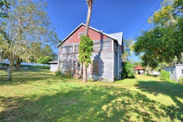 6121 COUNTY ROAD 547, DAVENPORT, Florida 33837, 3 Bedrooms Bedrooms, ,1 BathroomBathrooms,Residential,For Sale,COUNTY ROAD 547,P4917702
