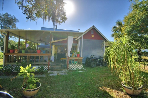 6121 COUNTY ROAD 547, DAVENPORT, Florida 33837, 3 Bedrooms Bedrooms, ,1 BathroomBathrooms,Residential,For Sale,COUNTY ROAD 547,P4917702