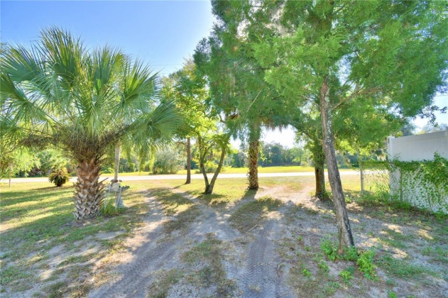 6121 COUNTY ROAD 547, DAVENPORT, Florida 33837, 3 Bedrooms Bedrooms, ,1 BathroomBathrooms,Residential,For Sale,COUNTY ROAD 547,P4917702