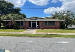 715 PARK HILL AVENUE, LAKELAND, Florida 33801, 3 Bedrooms Bedrooms, ,1 BathroomBathrooms,Residential,For Sale,PARK HILL,L4925689