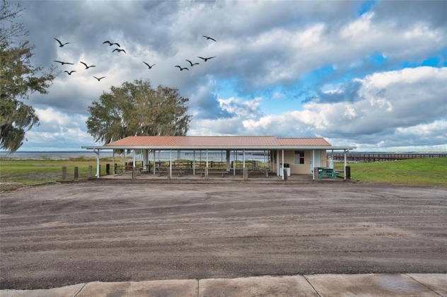 404 PARK AVENUE, INDIAN LAKE ESTATES, Florida 33855, ,Land,For Sale,PARK,T3334936