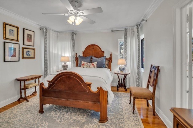 940 LAKE HOLLINGSWORTH DRIVE, LAKELAND, Florida 33803, 5 Bedrooms Bedrooms, ,6 BathroomsBathrooms,Residential,For Sale,LAKE HOLLINGSWORTH,L4927156