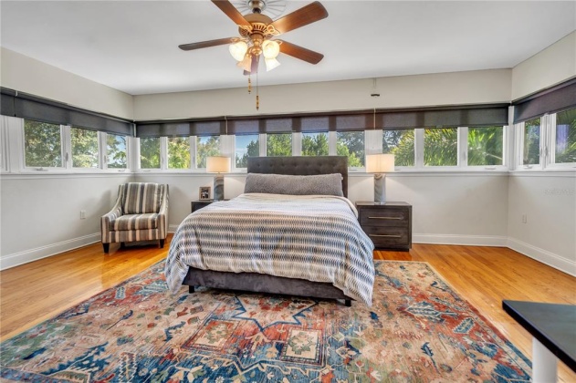 940 LAKE HOLLINGSWORTH DRIVE, LAKELAND, Florida 33803, 5 Bedrooms Bedrooms, ,6 BathroomsBathrooms,Residential,For Sale,LAKE HOLLINGSWORTH,L4927156