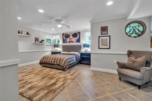 940 LAKE HOLLINGSWORTH DRIVE, LAKELAND, Florida 33803, 5 Bedrooms Bedrooms, ,6 BathroomsBathrooms,Residential,For Sale,LAKE HOLLINGSWORTH,L4927156