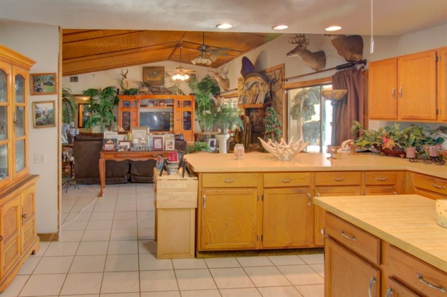 1704 OLD GROVE TRAIL, FROSTPROOF, Florida 33843, 3 Bedrooms Bedrooms, ,3 BathroomsBathrooms,Residential,For Sale,OLD GROVE,L4927095