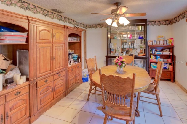 1704 OLD GROVE TRAIL, FROSTPROOF, Florida 33843, 3 Bedrooms Bedrooms, ,3 BathroomsBathrooms,Residential,For Sale,OLD GROVE,L4927095