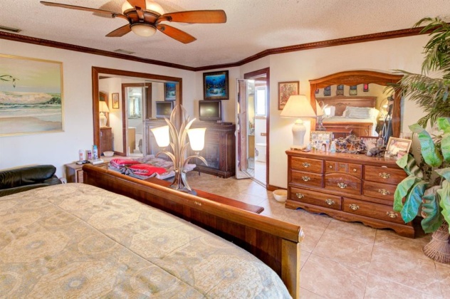 1704 OLD GROVE TRAIL, FROSTPROOF, Florida 33843, 3 Bedrooms Bedrooms, ,3 BathroomsBathrooms,Residential,For Sale,OLD GROVE,L4927095