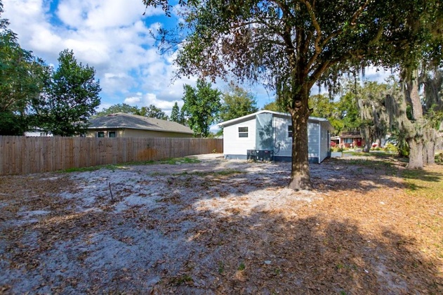 111 PALENCIA ROAD, AUBURNDALE, Florida 33823, 3 Bedrooms Bedrooms, ,2 BathroomsBathrooms,Residential,For Sale,PALENCIA,O5995274