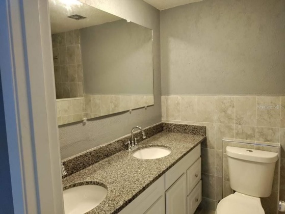 1316 LAKE ARIANA BOULEVARD, AUBURNDALE, Florida 33823, 3 Bedrooms Bedrooms, ,2 BathroomsBathrooms,Residential,For Sale,LAKE ARIANA,L4927354