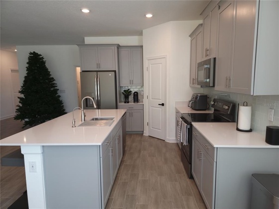 2649 CAMDEN PARK LOOP, DAVENPORT, Florida 33837, 4 Bedrooms Bedrooms, ,2 BathroomsBathrooms,Rental Properties,For Sale,CAMDEN PARK,S5061264