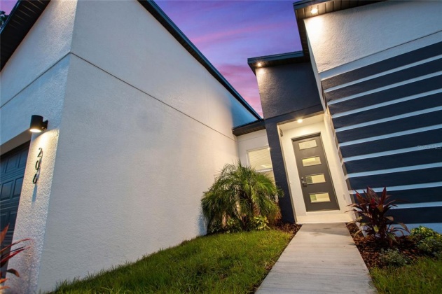 141 BARRINGTON DRIVE, POINCIANA, Florida 34758, 4 Bedrooms Bedrooms, ,2 BathroomsBathrooms,Rental Properties,For Sale,BARRINGTON,O5996649