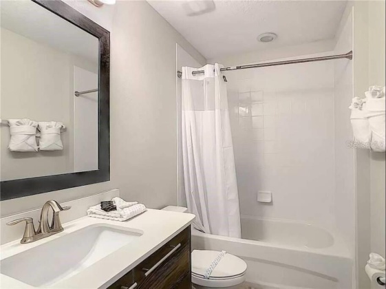 238 AIDANS LODGE, HAINES CITY, Florida 33844, 4 Bedrooms Bedrooms, ,4 BathroomsBathrooms,Residential,For Sale,AIDANS,GC501865