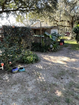 2770 OLD DIXIE HIGHWAY, AUBURNDALE, Florida 33823, 2 Bedrooms Bedrooms, ,1 BathroomBathrooms,Residential,For Sale,OLD DIXIE,P4918966