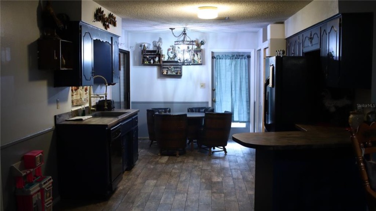 1211 LYNN AVENUE, AUBURNDALE, Florida 33823, 5 Bedrooms Bedrooms, ,2 BathroomsBathrooms,Residential,For Sale,LYNN,P4918984