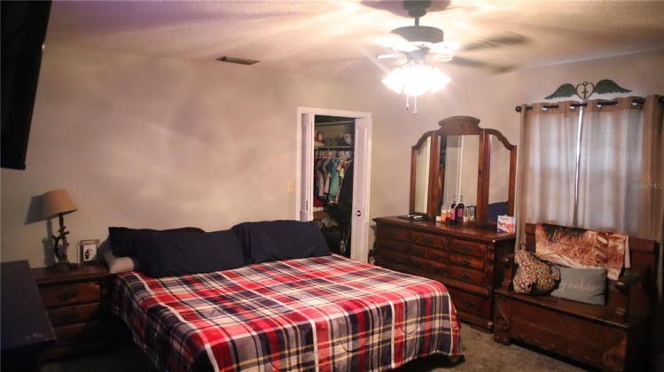 1211 LYNN AVENUE, AUBURNDALE, Florida 33823, 5 Bedrooms Bedrooms, ,2 BathroomsBathrooms,Residential,For Sale,LYNN,P4918984