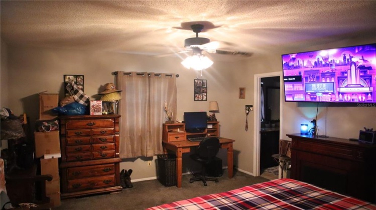 1211 LYNN AVENUE, AUBURNDALE, Florida 33823, 5 Bedrooms Bedrooms, ,2 BathroomsBathrooms,Residential,For Sale,LYNN,P4918984