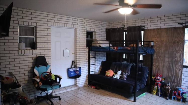 1211 LYNN AVENUE, AUBURNDALE, Florida 33823, 5 Bedrooms Bedrooms, ,2 BathroomsBathrooms,Residential,For Sale,LYNN,P4918984