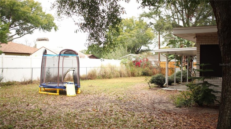 1211 LYNN AVENUE, AUBURNDALE, Florida 33823, 5 Bedrooms Bedrooms, ,2 BathroomsBathrooms,Residential,For Sale,LYNN,P4918984