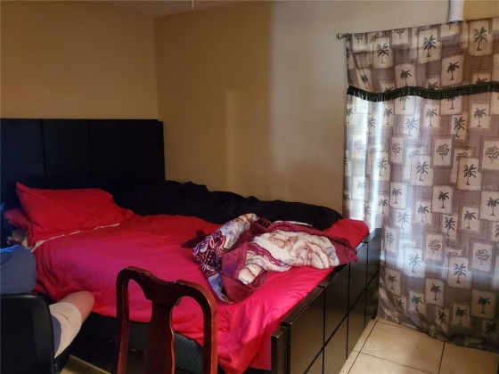 706 MIDIRON LANE, POINCIANA, Florida 34759, 3 Bedrooms Bedrooms, ,2 BathroomsBathrooms,Residential,For Sale,MIDIRON,S5061647