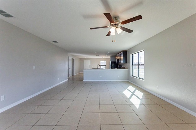 1876 AMBER SWEET CIRCLE, DUNDEE, Florida 33838, 3 Bedrooms Bedrooms, ,2 BathroomsBathrooms,Residential,For Sale,AMBER SWEET,O5998342