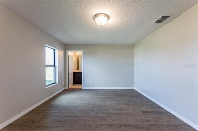 1876 AMBER SWEET CIRCLE, DUNDEE, Florida 33838, 3 Bedrooms Bedrooms, ,2 BathroomsBathrooms,Residential,For Sale,AMBER SWEET,O5998342