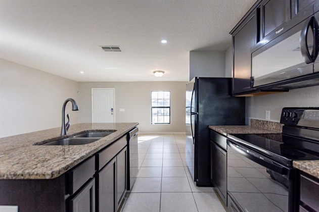 1876 AMBER SWEET CIRCLE, DUNDEE, Florida 33838, 3 Bedrooms Bedrooms, ,2 BathroomsBathrooms,Residential,For Sale,AMBER SWEET,O5998342