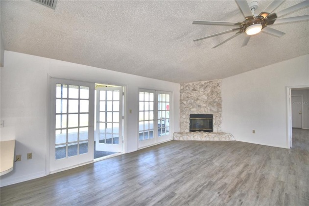 405 4TH COURT, FROSTPROOF, Florida 33843, 3 Bedrooms Bedrooms, ,3 BathroomsBathrooms,Rental Properties,For Sale,4TH,K4901618