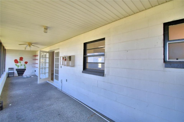405 4TH COURT, FROSTPROOF, Florida 33843, 3 Bedrooms Bedrooms, ,3 BathroomsBathrooms,Rental Properties,For Sale,4TH,K4901618