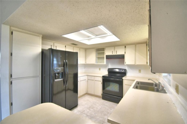 405 4TH COURT, FROSTPROOF, Florida 33843, 3 Bedrooms Bedrooms, ,3 BathroomsBathrooms,Rental Properties,For Sale,4TH,K4901618