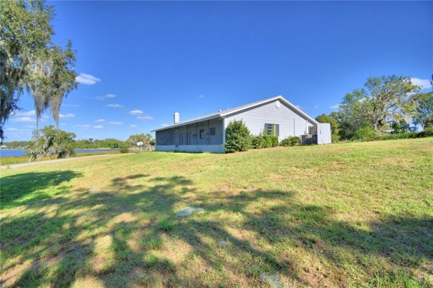 405 4TH COURT, FROSTPROOF, Florida 33843, 3 Bedrooms Bedrooms, ,3 BathroomsBathrooms,Rental Properties,For Sale,4TH,K4901618