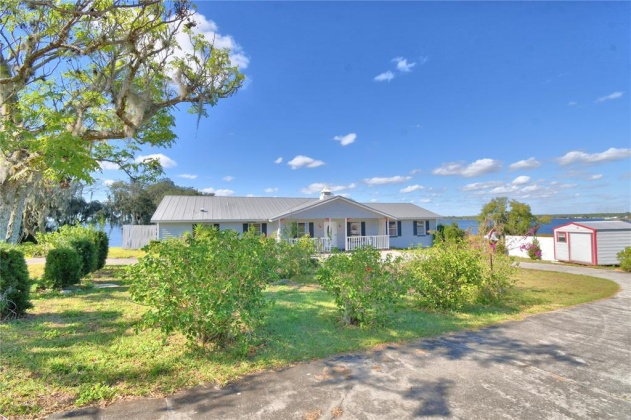 405 4TH COURT, FROSTPROOF, Florida 33843, 3 Bedrooms Bedrooms, ,3 BathroomsBathrooms,Rental Properties,For Sale,4TH,K4901618