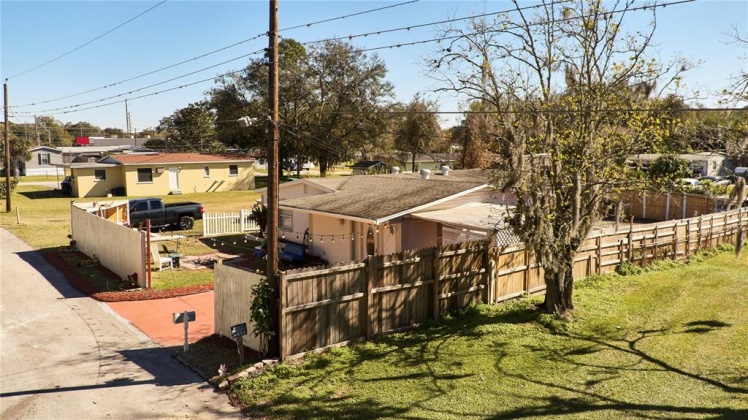 2513 BLAIR CIRCLE, LAKELAND, Florida 33803, 4 Bedrooms Bedrooms, ,1 BathroomBathrooms,Residential,For Sale,BLAIR,T3351184