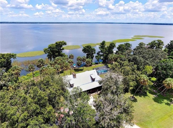 4950 LAKE PIERCE DRIVE, LAKE WALES, Florida 33898, 4 Bedrooms Bedrooms, ,4 BathroomsBathrooms,Residential,For Sale,LAKE PIERCE,P4919011