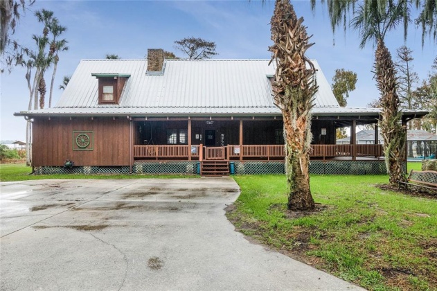 4950 LAKE PIERCE DRIVE, LAKE WALES, Florida 33898, 4 Bedrooms Bedrooms, ,4 BathroomsBathrooms,Residential,For Sale,LAKE PIERCE,P4919011