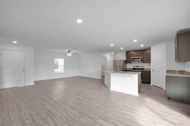 325 ERIE COURT, POINCIANA, Florida 34759, 3 Bedrooms Bedrooms, ,2 BathroomsBathrooms,Residential,For Sale,ERIE,T3352559