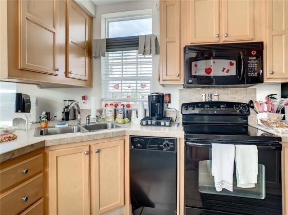9000 US HIGHWAY 192, CLERMONT, Florida 34714, 1 Bedroom Bedrooms, ,1 BathroomBathrooms,Residential,For Sale,US HIGHWAY 192,S5062005