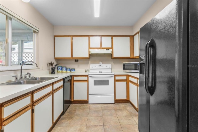 7053 FLORA WAY, LAKE WALES, Florida 33898, 2 Bedrooms Bedrooms, ,2 BathroomsBathrooms,Residential,For Sale,FLORA,P4919184
