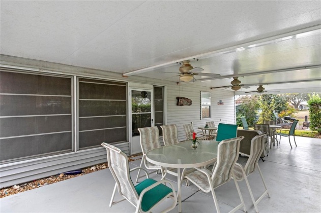 7053 FLORA WAY, LAKE WALES, Florida 33898, 2 Bedrooms Bedrooms, ,2 BathroomsBathrooms,Residential,For Sale,FLORA,P4919184
